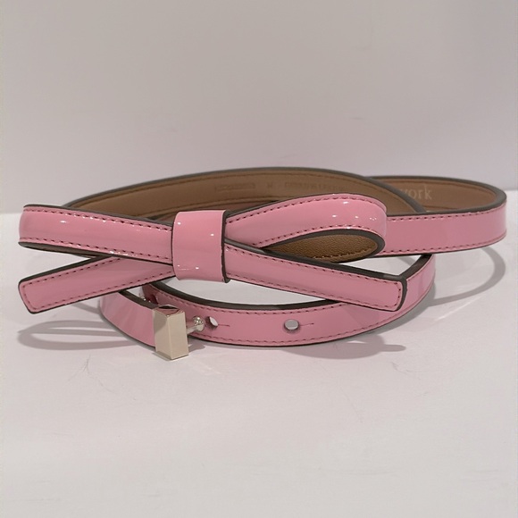 Kate Spade Pink Patent Leather Shoestring Bow Belt (size medium) - Picture 2 of 8